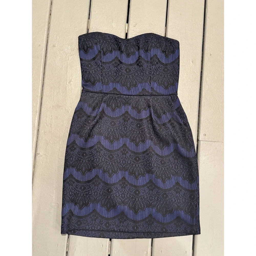 Mystic Navy Blue Strapless Y2K Vintage Hoco Dress With Black Stitch Overlay Sz M